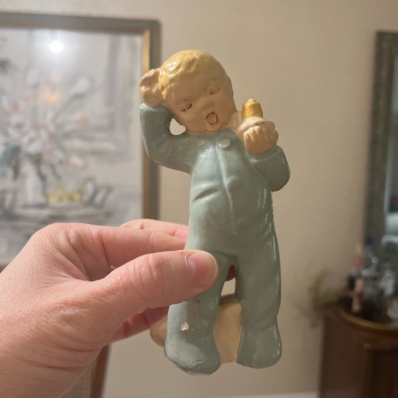 Other - Vintage Chalkware Caroler boy